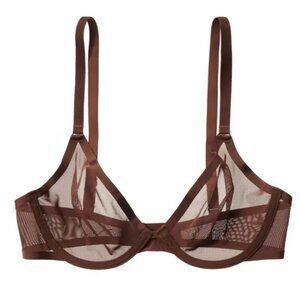 The Plunge Bra, CUUP